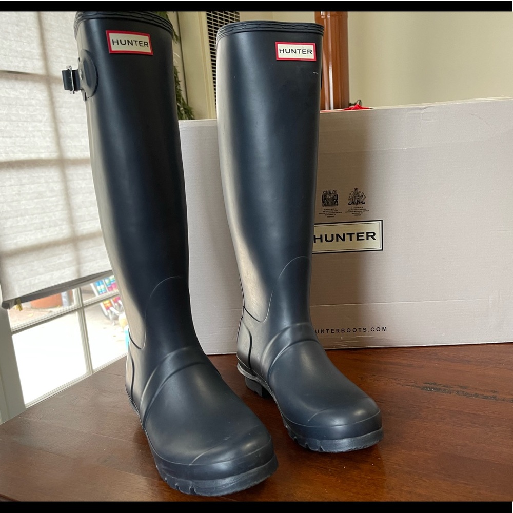 HUNTER ‘Original Tall' Rain Boot Size US 8